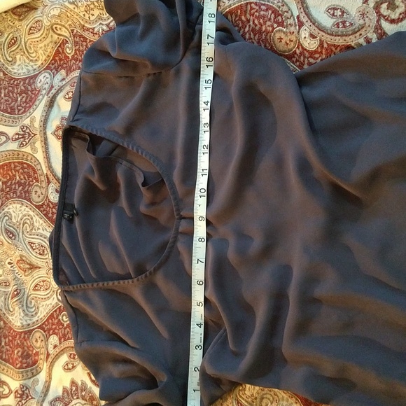 Size S Maurice Gray open back chiffon long sleeve chiffon blouse - Picture 9 of 10